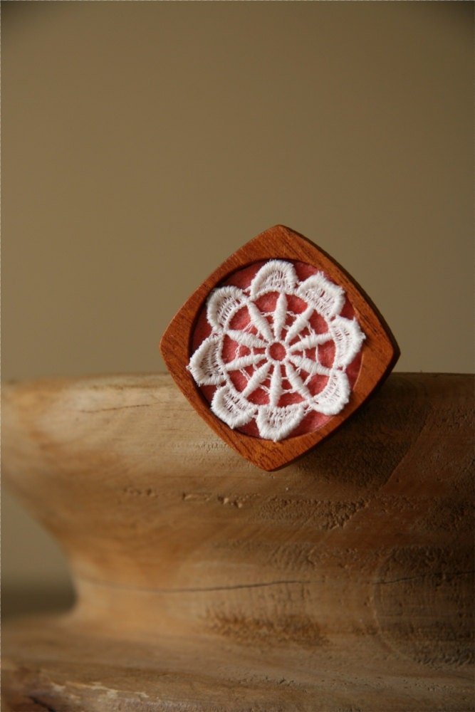 Crisp White Vintage Lace on Dusky Pink Felt Wooden Brooch, Lace and Mahogany Series