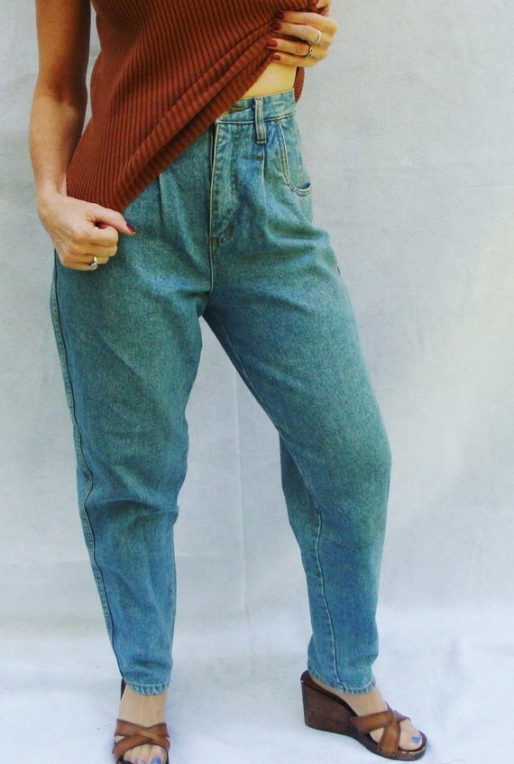 rolled up baggy jeans