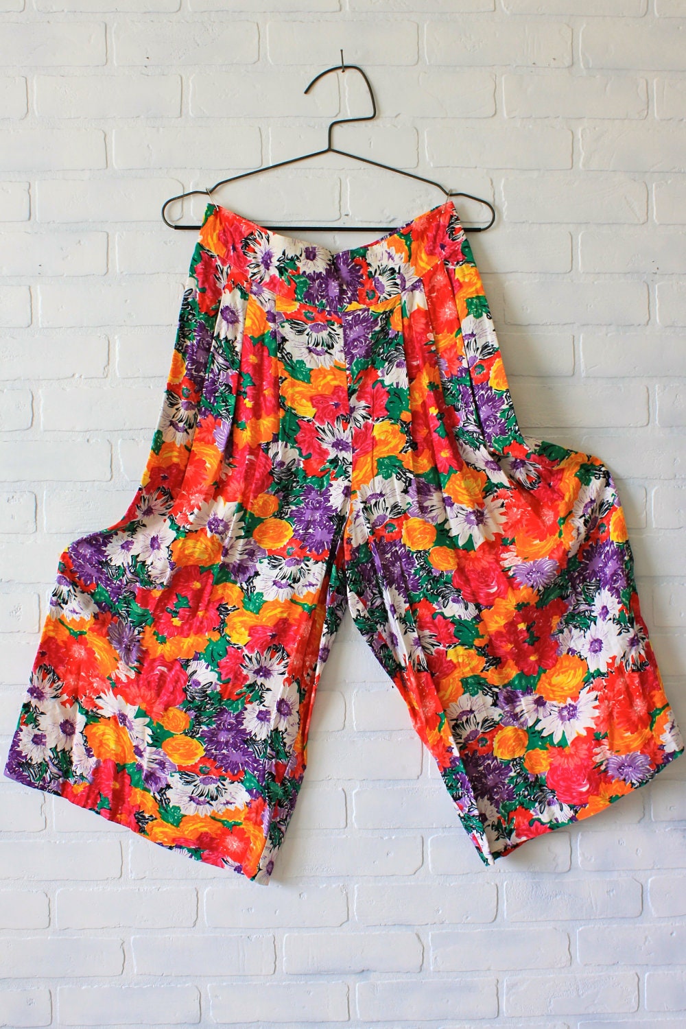 vintage 80s floral gaucho pants
