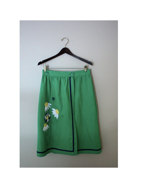 Vintage 1970s Bright Green Flower Patterned Skirt (MEDIUM)