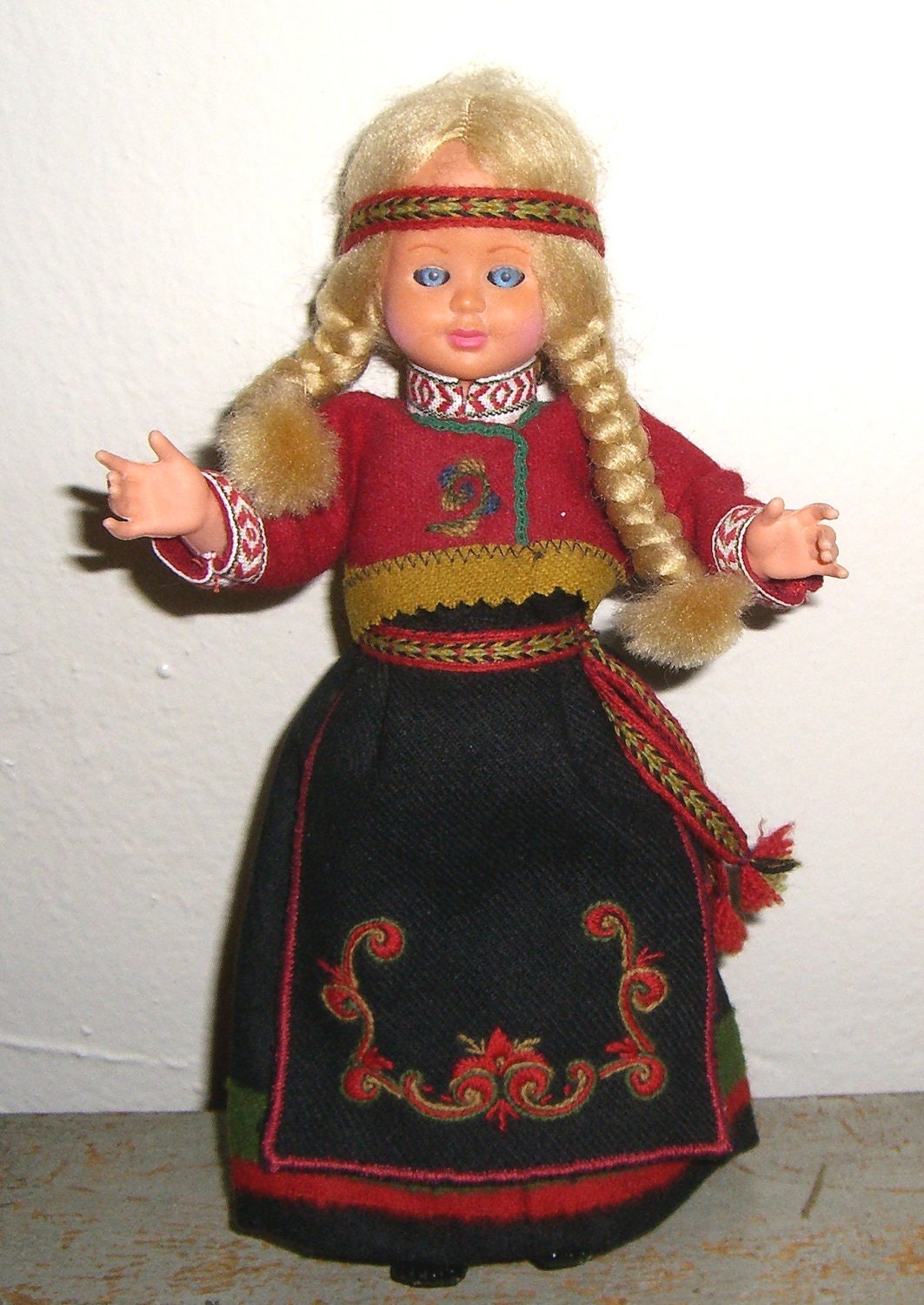 vintage norwegian dolls