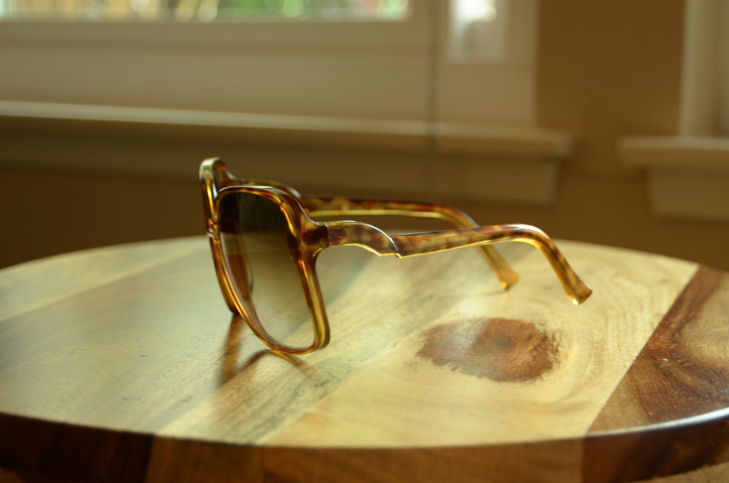 Vintage Boho Chic Foster Grant Italy Oversized Sunglasses