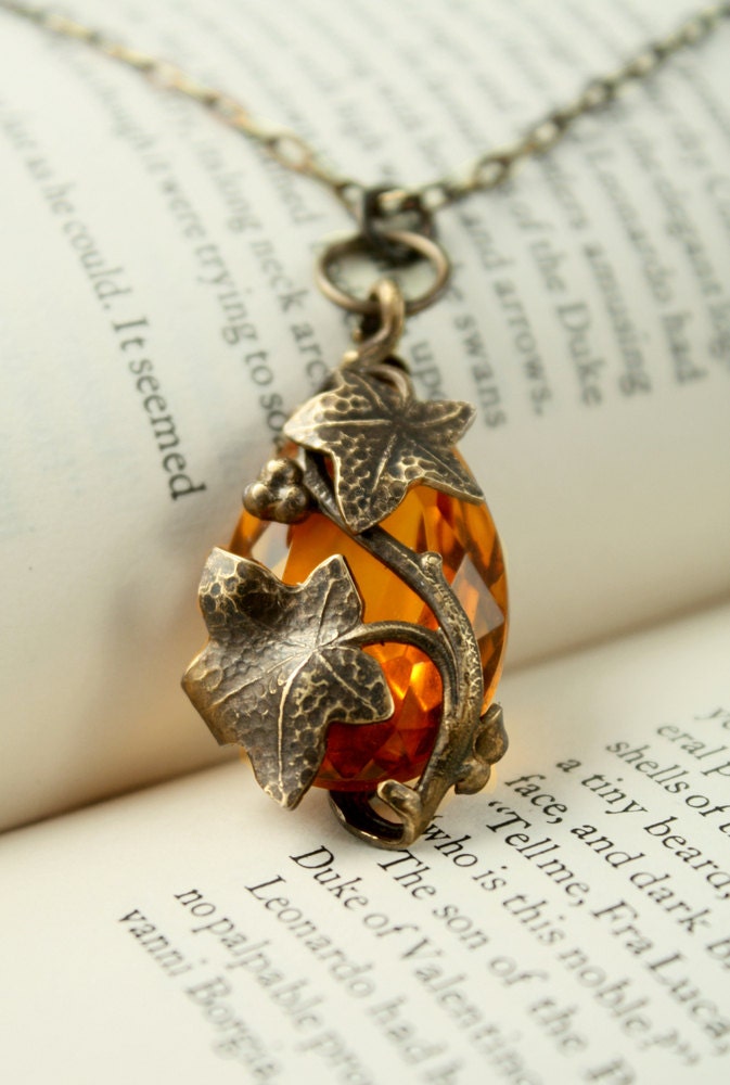 Vintage Tooled Artisan Brass "Weaving Vines" Czech Glass Necklace