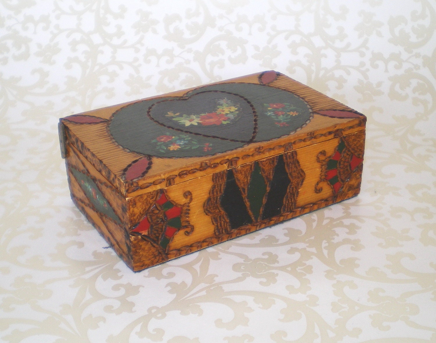 VINTAGE FOLK ART Box - 1930's Through 1950's - Hearts and Flowers, Tramp Art, Pyrography, BoHo, Trinket Box , Jewelry Box, Gift