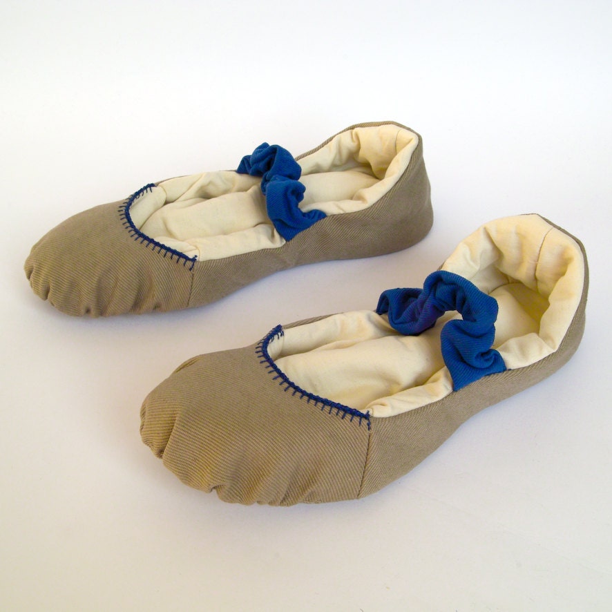Walking On Pillows-Women  Slippers