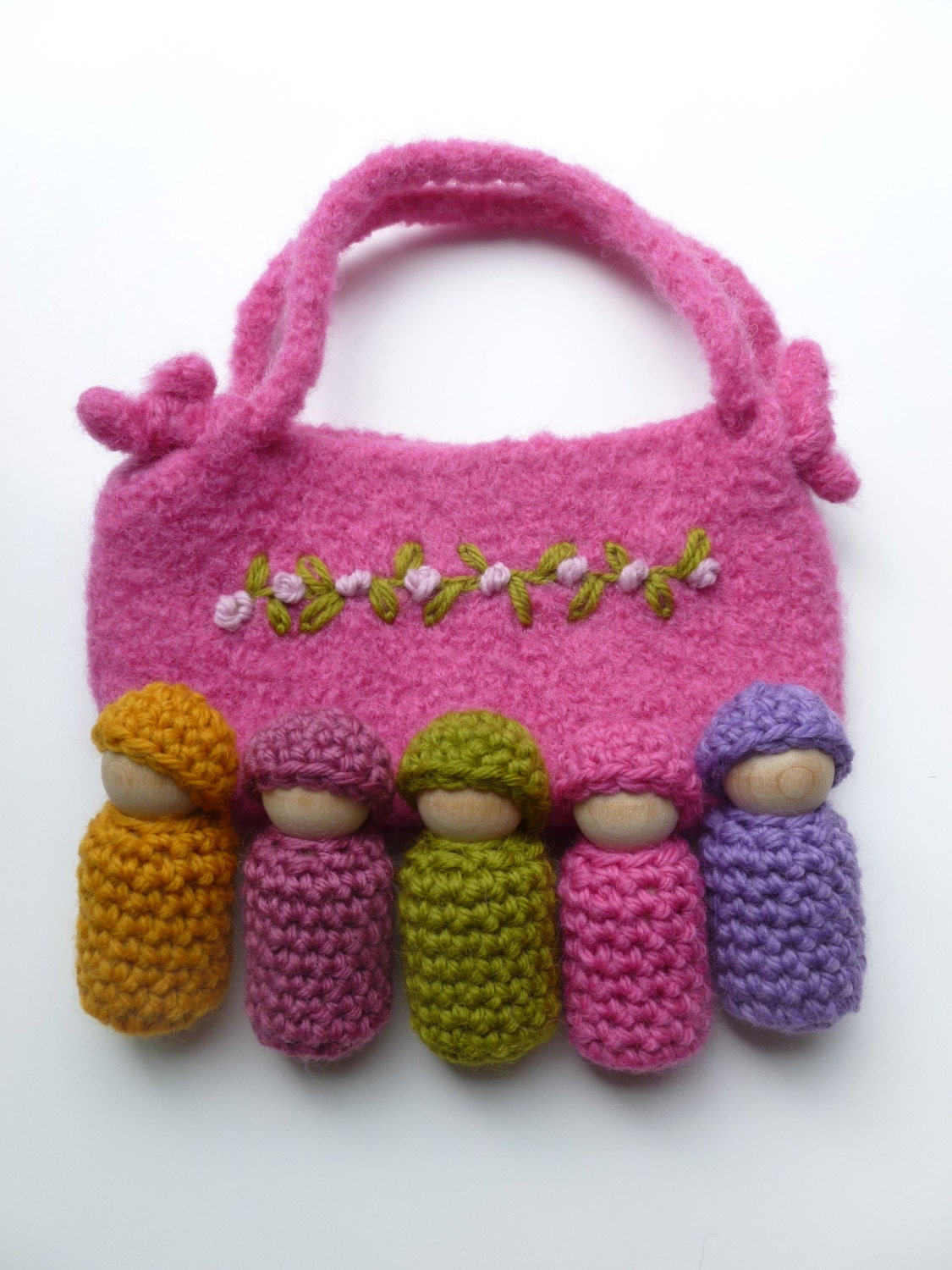 Bunting dolls  in a  pouch set wood peg dolls felted pouch
