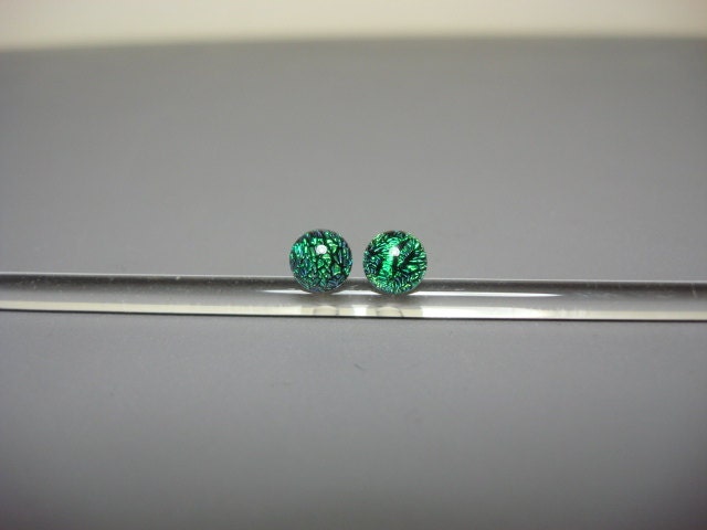 3mm Lemon Lime Dichro on Black SF