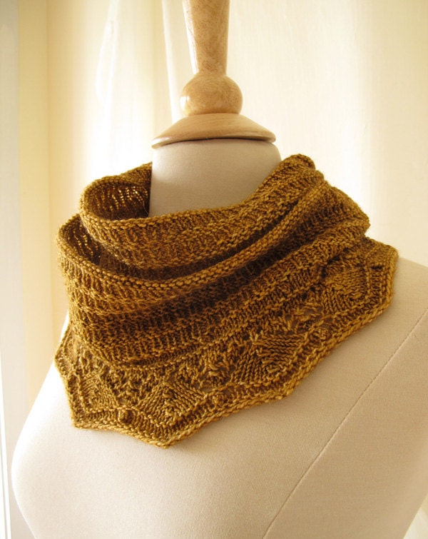 Biscuit Cowl Knitting Pattern
