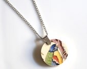 Simple Circle Broken Plate Pendant - Colorful Bird - Recycled China