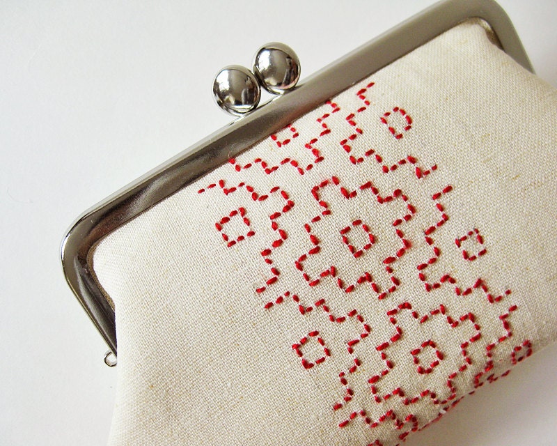 Red sashiko on ecru kiss lock purse