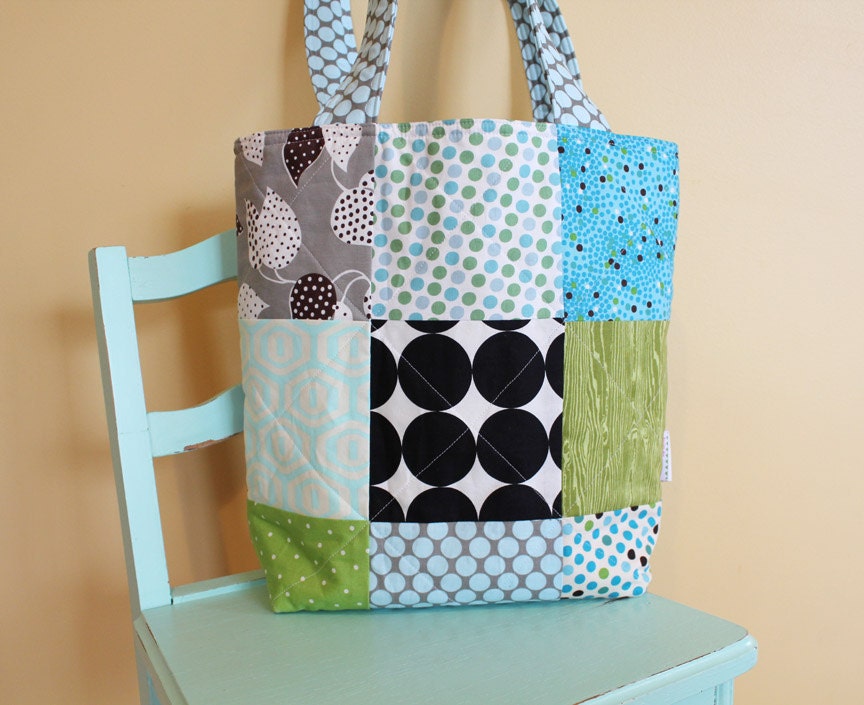 Tote bag Quilted Reversible Modern Diaper bag Market bag by PETUNIAS mod preppy nappy sack knitting bag birthday gift hot pink