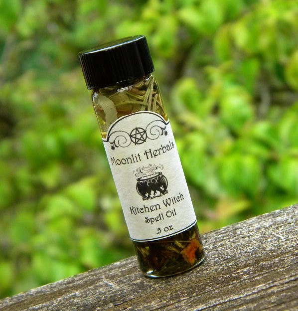 Kitchen Witch Spell Oil - Blessings, Abundance, Purification, Offering to House Faeries, Creating Magick in the Kitchen, Anointing Brew