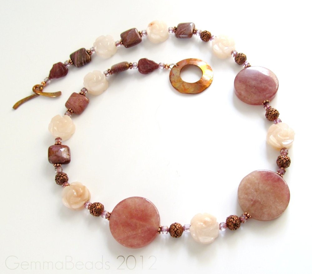 MAUVE MEMORIES - Stone & Copper Necklace
