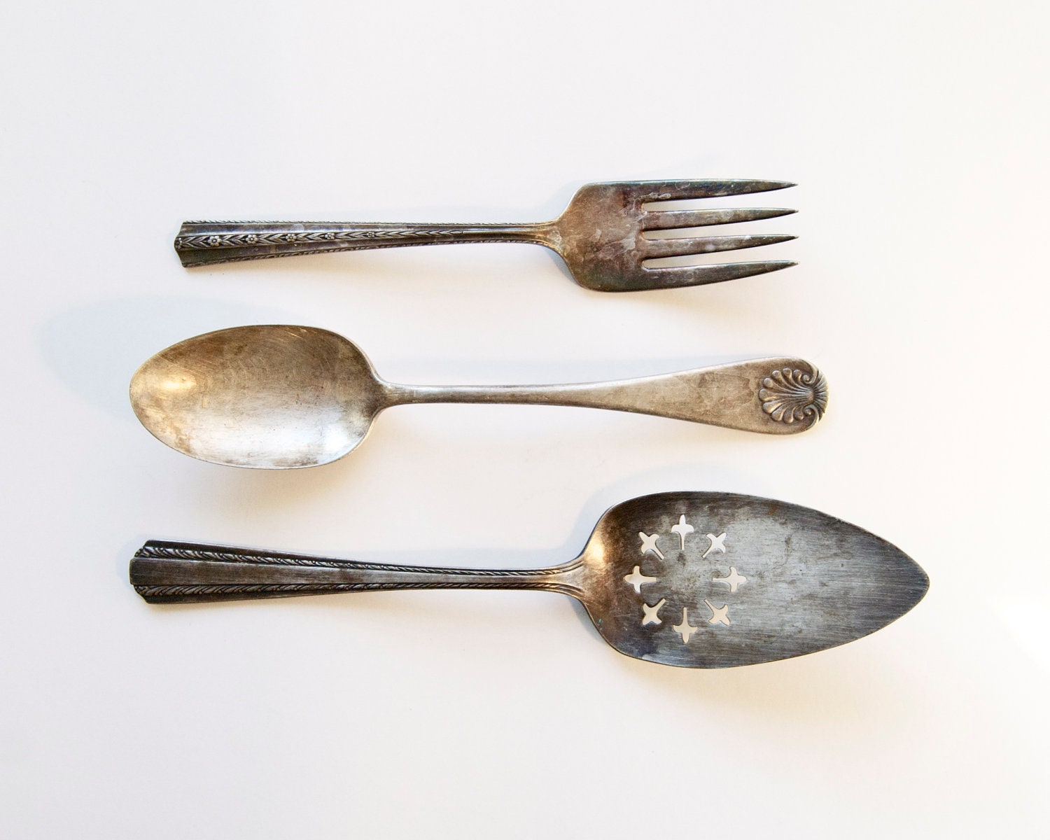 tarnished vintage silverplate serving set,, cake server, spoon, fork