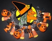 Halloween Jewelry Charm Bracelet Cat Witch JOL Pumpkinhead Candy Corn OOAK Vintage Prim Folk Art Style Retro Kitsch Orange Black