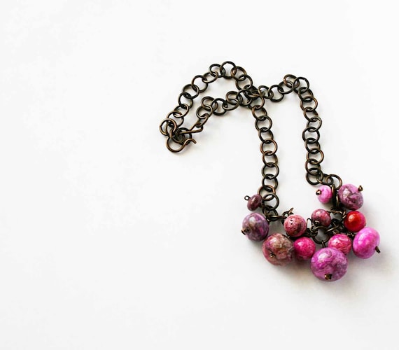 Pink agate beaded necklace