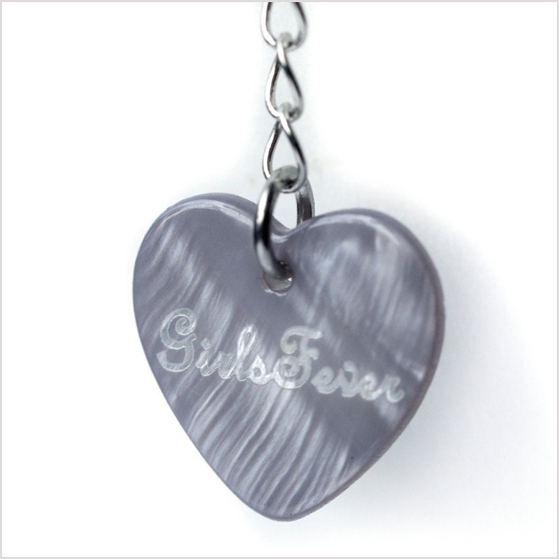 100 Custom heart or round shaped tags / labels personalized labels for your jewelries