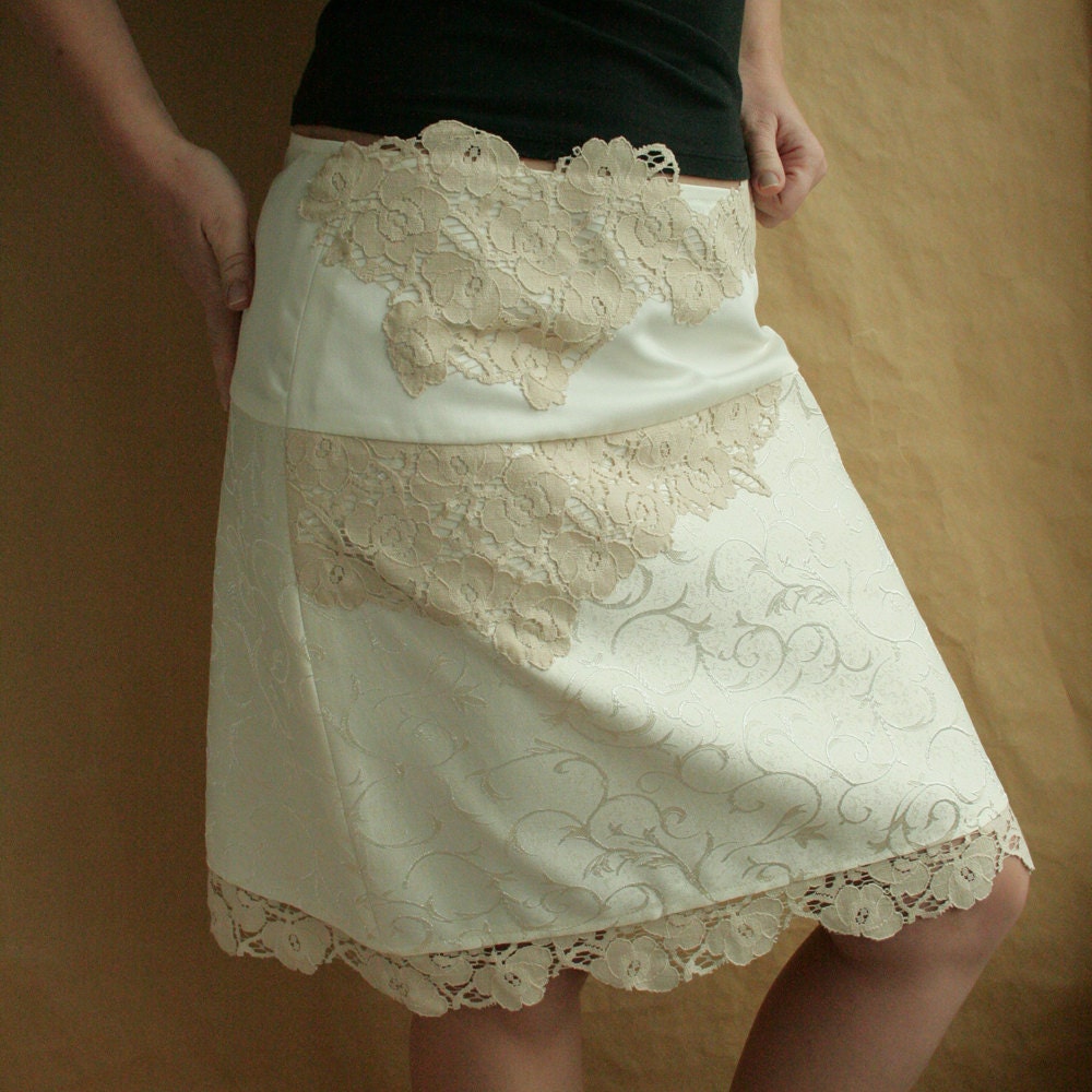 Floral fantasy skirt, size M/L