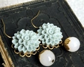 Dusty Blue Flower Drop Earrings, Dangle Earrings, Dusty Blue Dahlia Flower, White Marble Bead, Dangle Flower Earrings, Mum Earrings