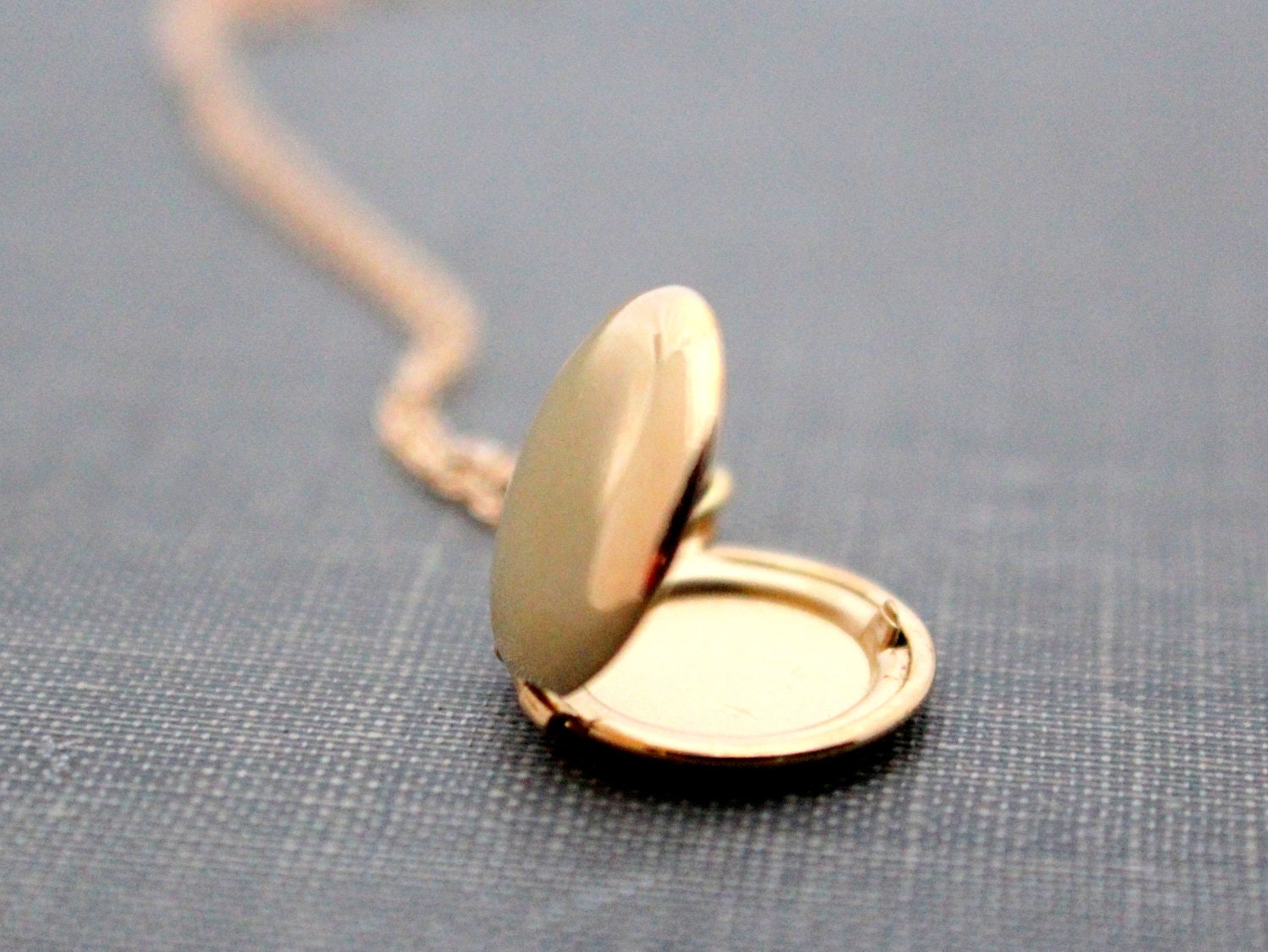 Gold Locket Necklace, Gold Filled Locket Pendant (Not Plated), Keepsake Jewelry