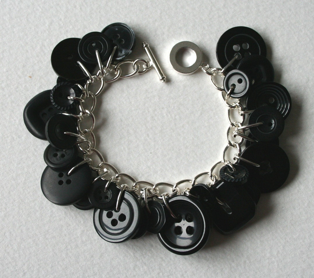 Button Bracelet Midnight Black