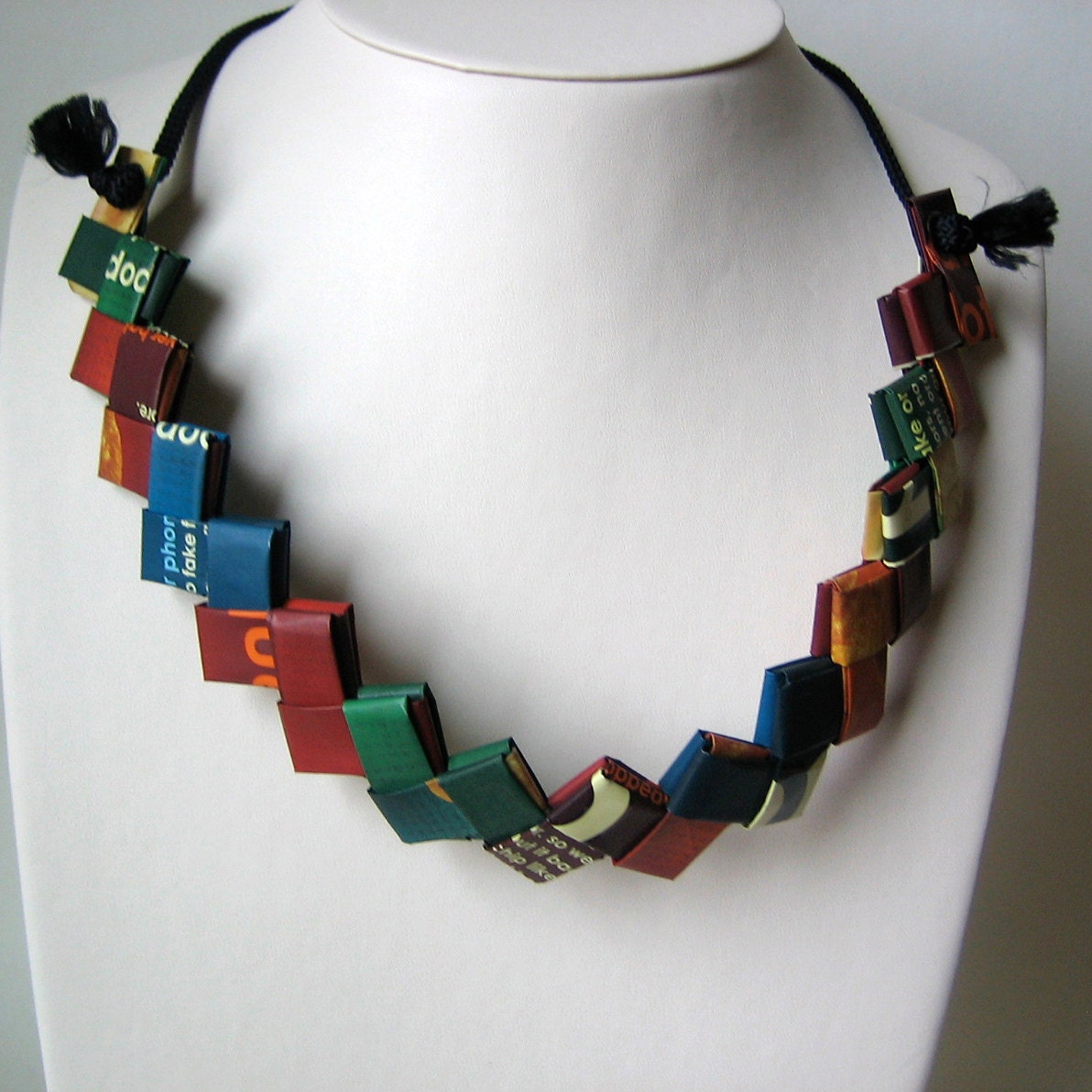 Eco Chic - Snack Wrapper Necklace - Yummy Tasty Earthy Colors - Zero Calories