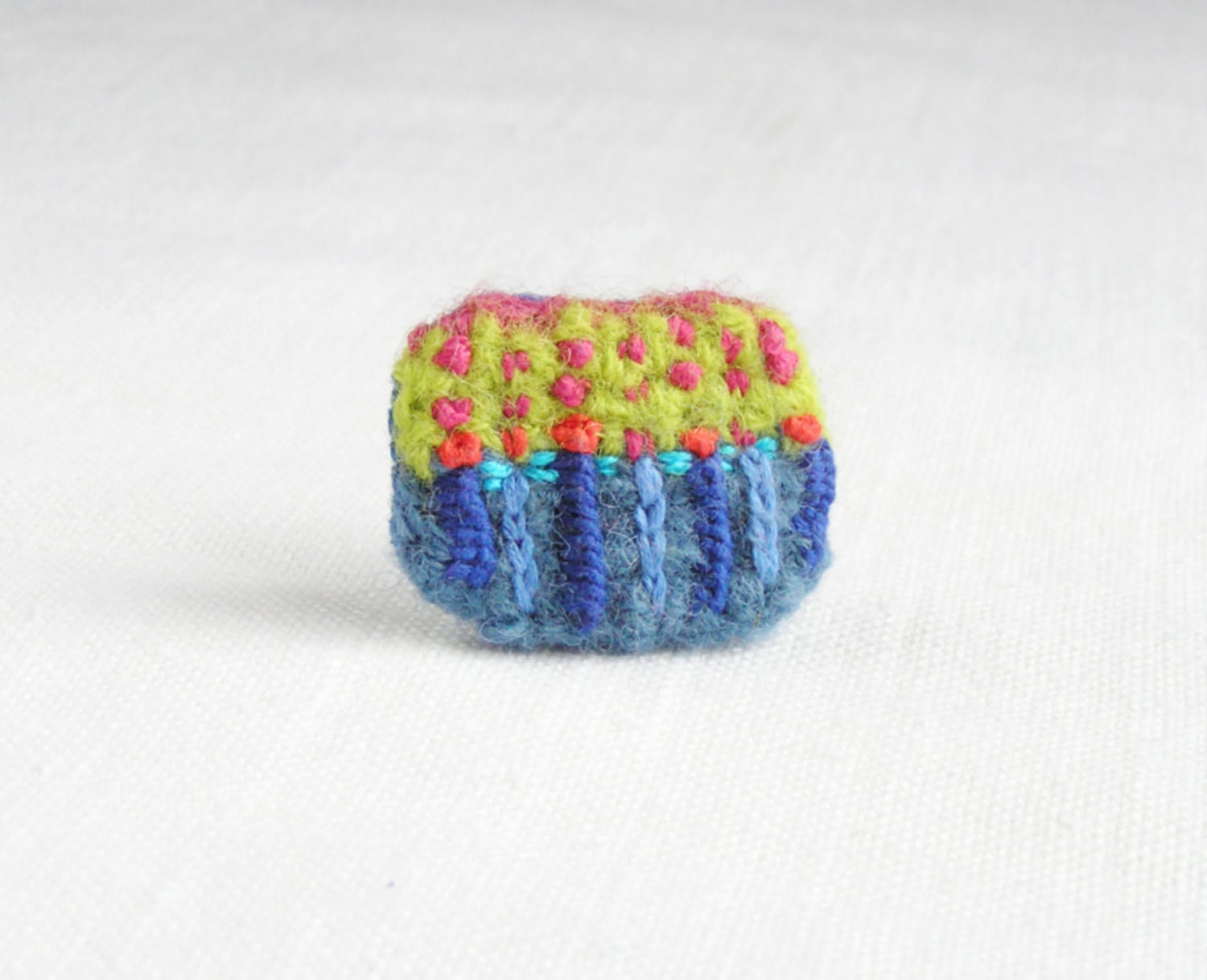 Fiber brooch -  blue red green  -  textile pin  -  textile jewelry  -  stitched pin