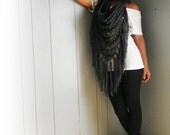 Charcoal Triangle Neckscarf by NonasNote