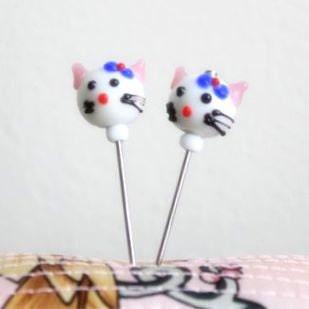 2 pcs Hello Kity  , Decorated Straight Pins for your Pincushions, Push Pins for PinBoards
