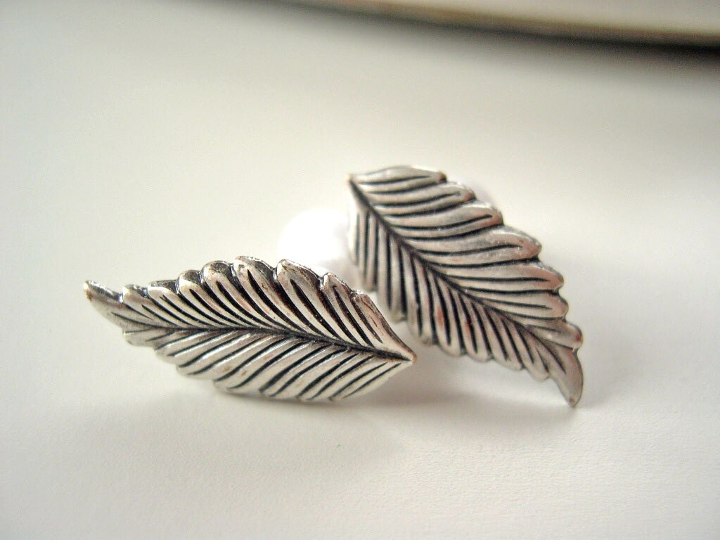 Leaf plugs for gauged ears 5mm 4g