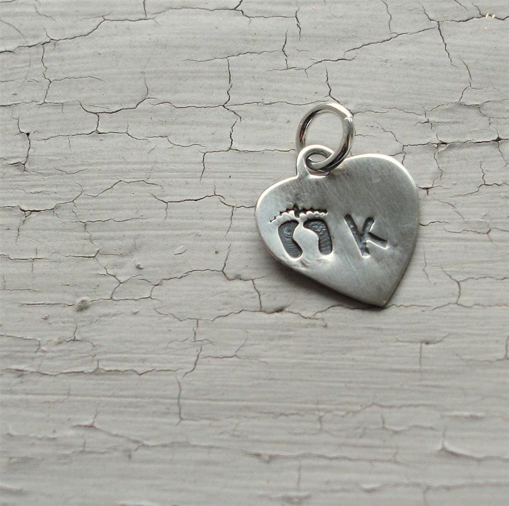 personalized for mom, 1 letter and 2 baby feet  design stamp on heart, add a sterling silver stamped initals charm, teamepe
