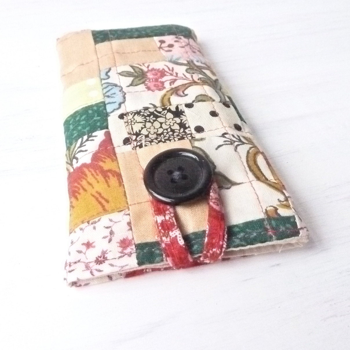 Iphone 5 Pouch - Quilted Fabric Padded Iphone 5 Case Sleeve - Gold Green Cell Phone Sleeve - Recycled Repurposed Vegan Girls Womens Gift