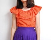 vintage 1970s / red liberty print / ruffle blouse / floral / cropped blouse / S