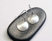 Simple Jewelry : Simple Sterling Silver Circle Earrings