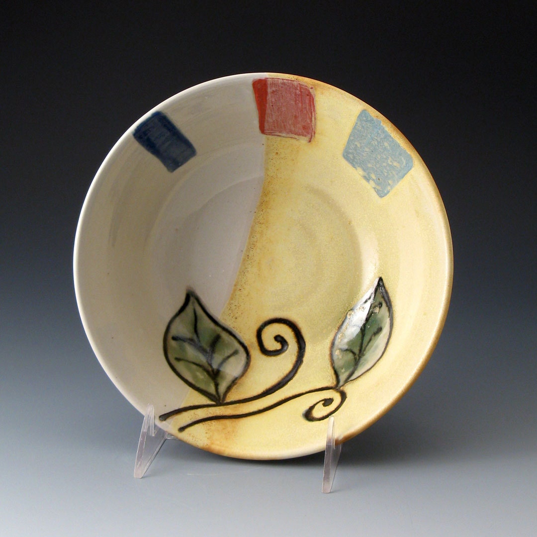 Ceramic Bowl with Leaf Design - Salad, Pasta and Soup