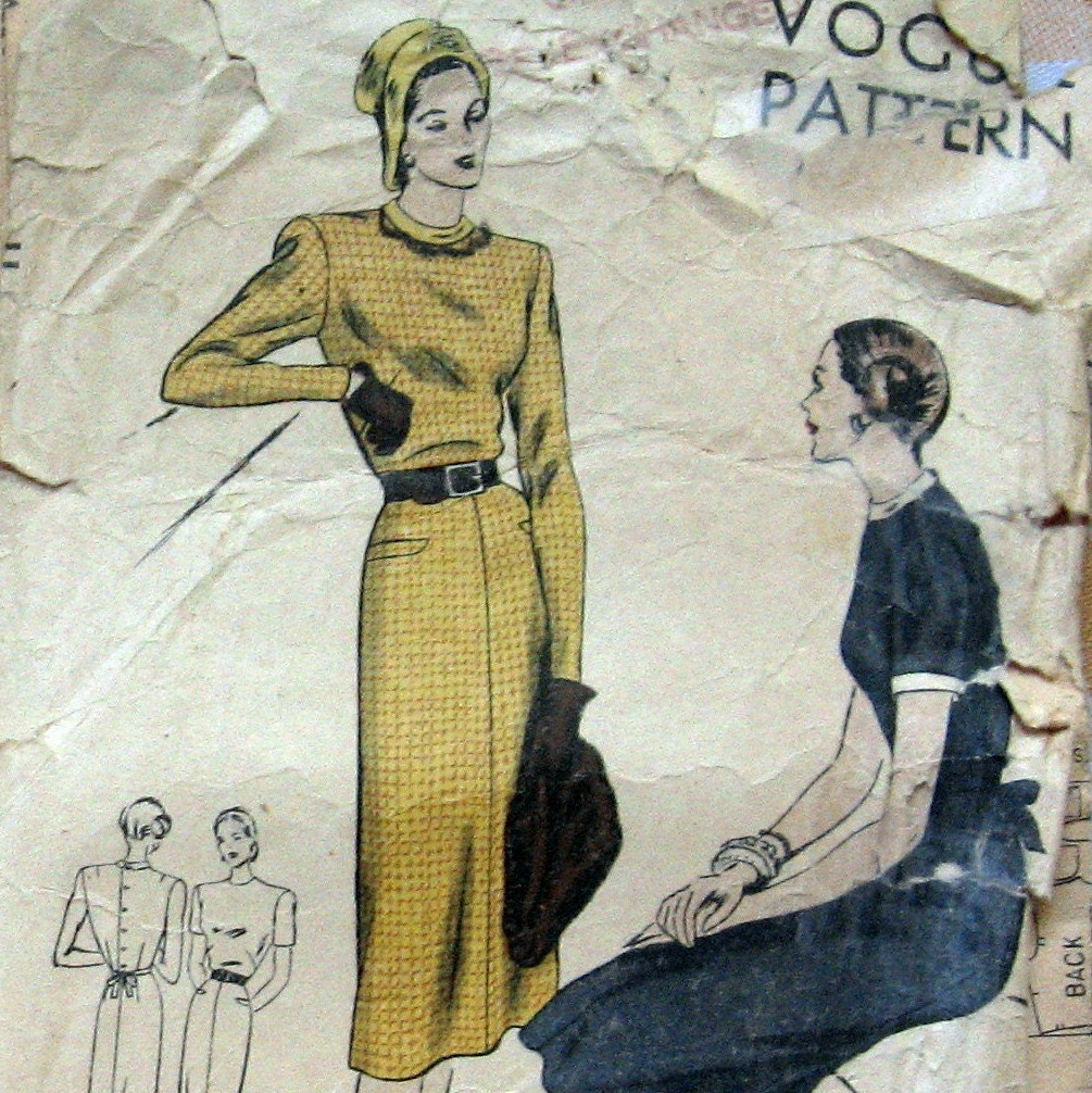 Vintage VOGUE Womens Dress Pattern With Slim Cut Skirt circa1950s Sz 12
