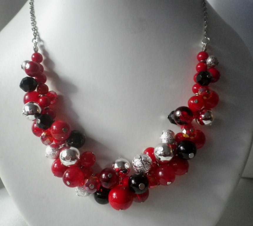 Red Silver and Black Cluster Necklace and Earrings