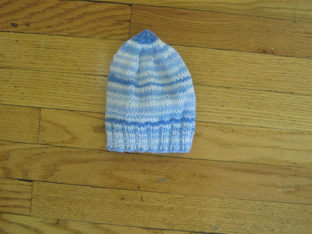 hand knit baby hat - blue white stripe acrylic - size 0 - 6 months