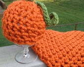 Pumpkin hat and cocoon for newborn - ideal photo prop