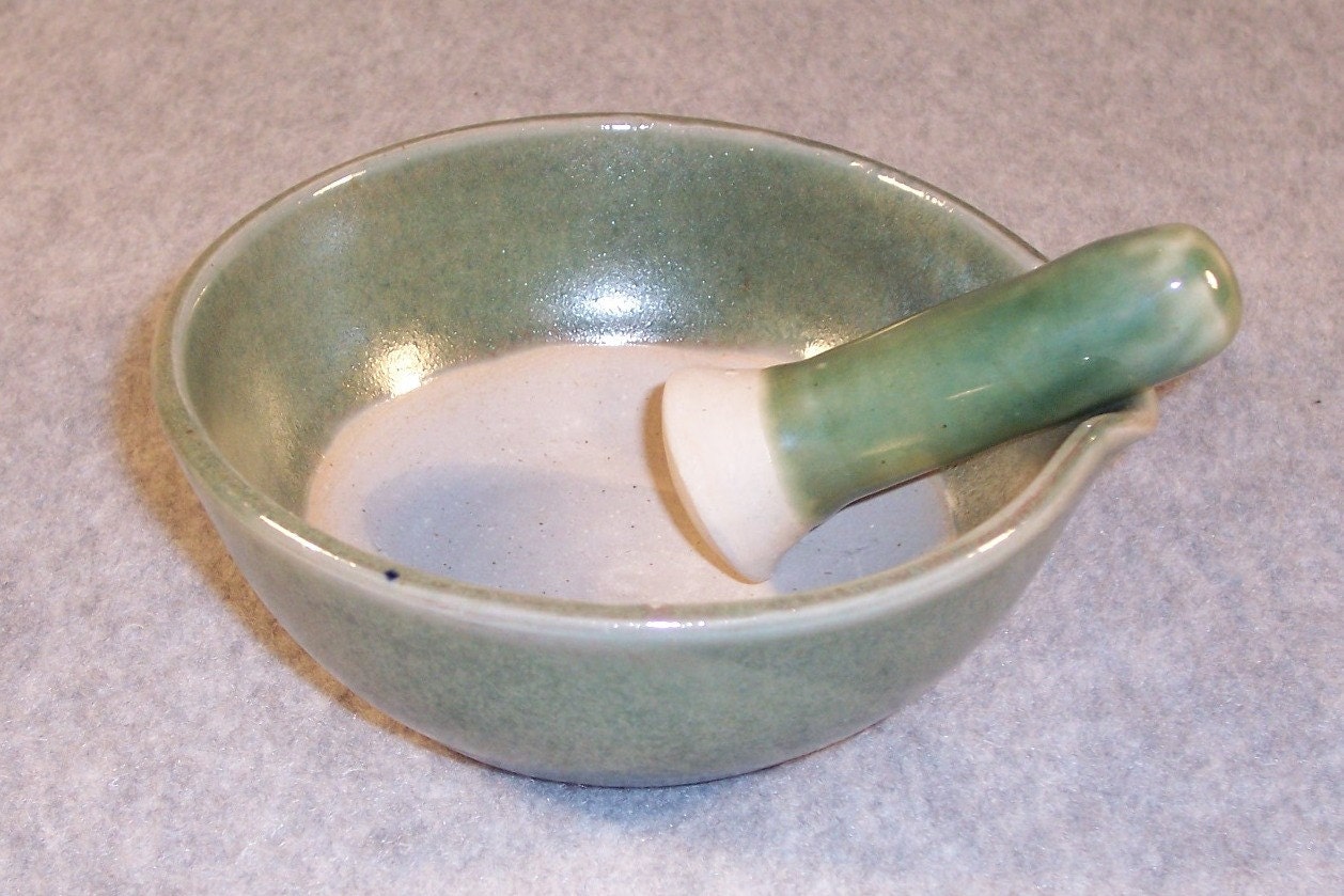 Ceramic Mortar and Pestle Set  Garlic Grinder Fern Green Wheel Thrown Stoneware  Ceramics Pottery