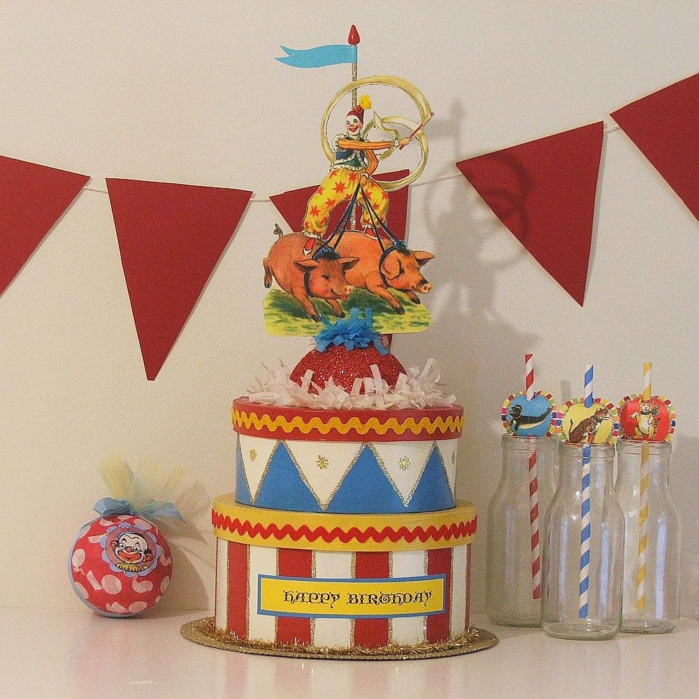 Performing Clown/Pigs Circus Theme/Decoration/Centerpiece/Birthday Box