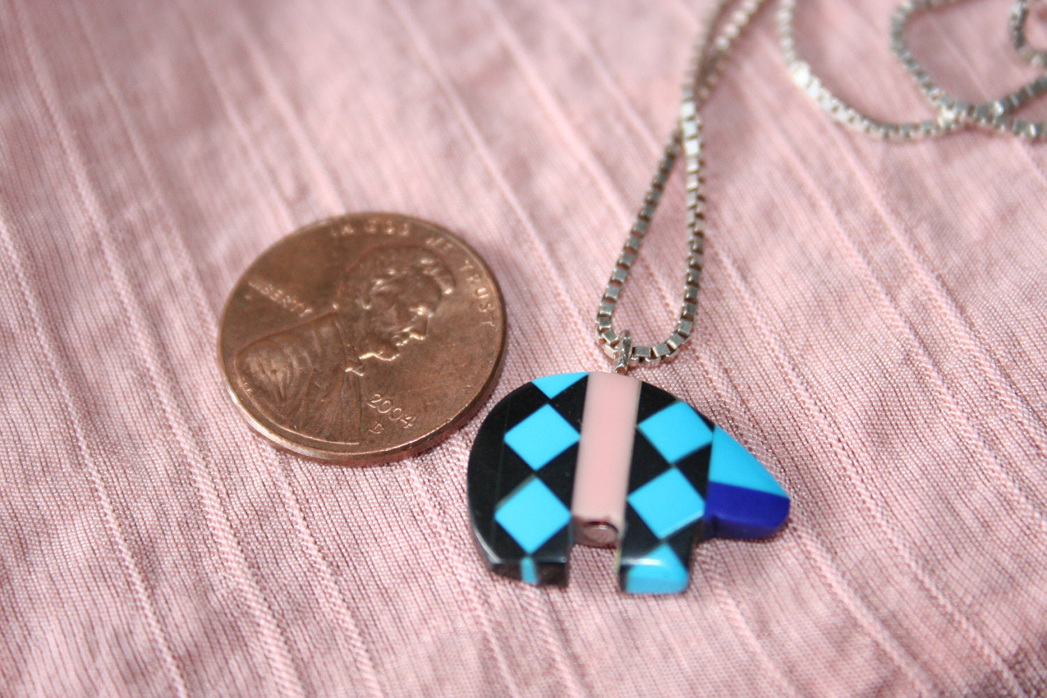 on sale Native American Multi Stone Fetish Inlay Bear Pendant