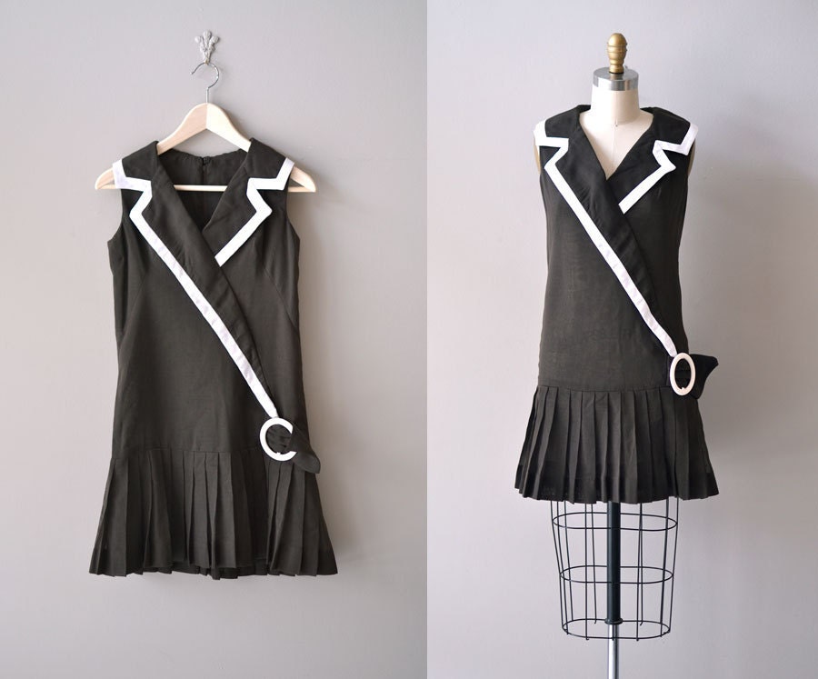 1960s dress / 60s flapper dress / mod mini / Brownie Girl dress