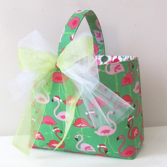 PInk Flamingo Christmas Basket by bedesisters on Etsy