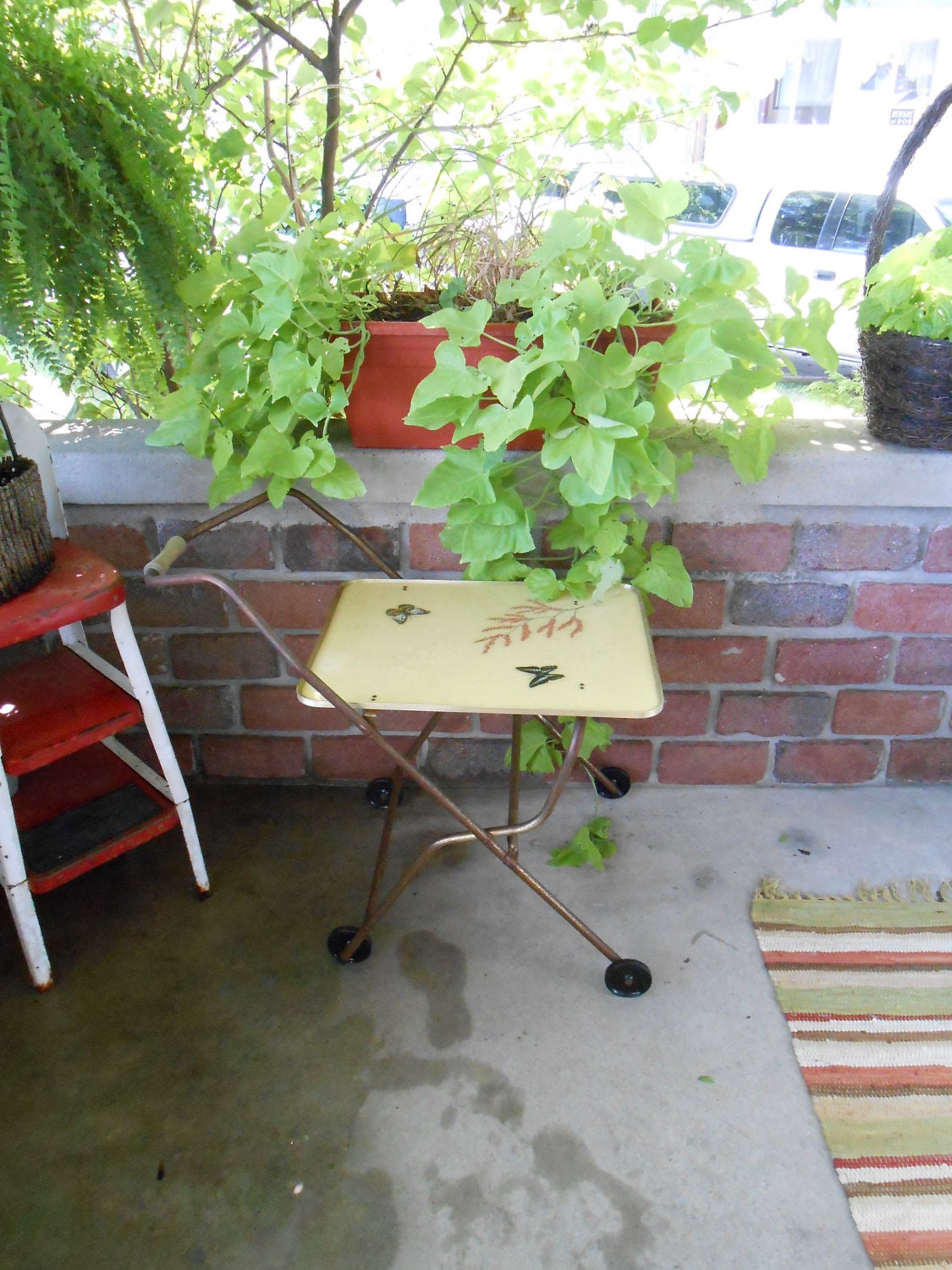 Vintage collapsible tea cart