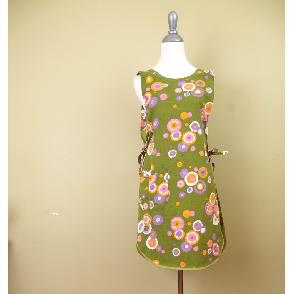 vintage floral smock apron pinny