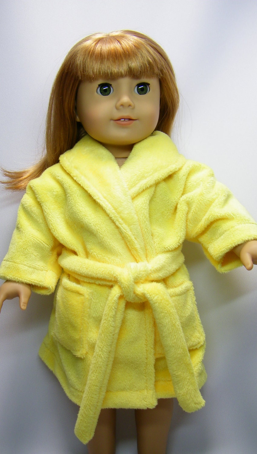Robe in sunshine yellow for your American girl doll