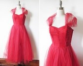 SALE 1950s prom dress / vintage 50s red tulle dress / 1950s party dress / off beat bride wedding dress