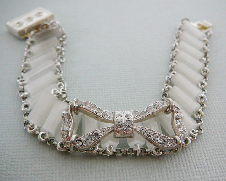 Vintage Bead Bracelet, Ice White, Rhinestone Silvertone Czech Glass Tube Bracelet Bow