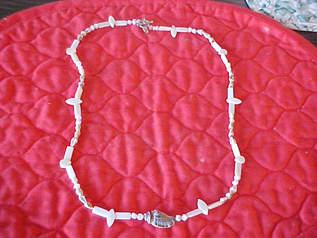 Shelly Necklace..